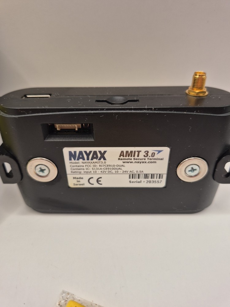 nayax vpos touch credit card reader with Telemetry