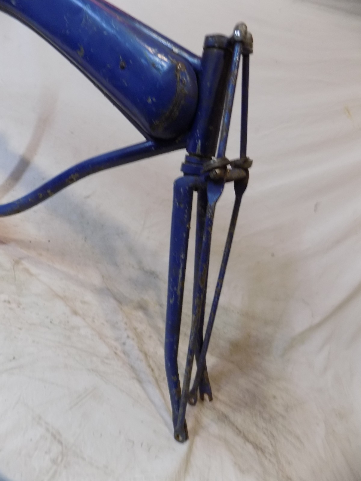 PREWAR SHELBY HIAWATHA MENS BIKE FRAME TANK FORKS CWC SCHWINN VINTAGE BARN FIND!