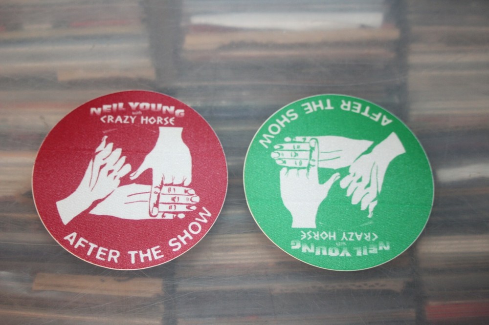 Neil Young  -  2x Unused Backstage Pass - FREE POSTAGE - lot #8