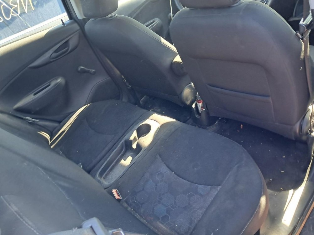 SPARK 2018 Glove Box 4849322