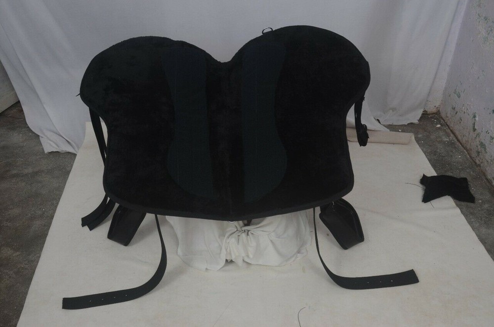 Treeless Synthetic Bareback Extra Panel Horse Tack Saddle .