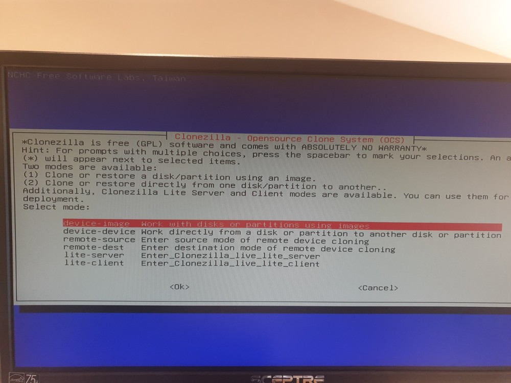 Linux Clonezilla Live 3.3.0-33, Bootable USB Flash Drive