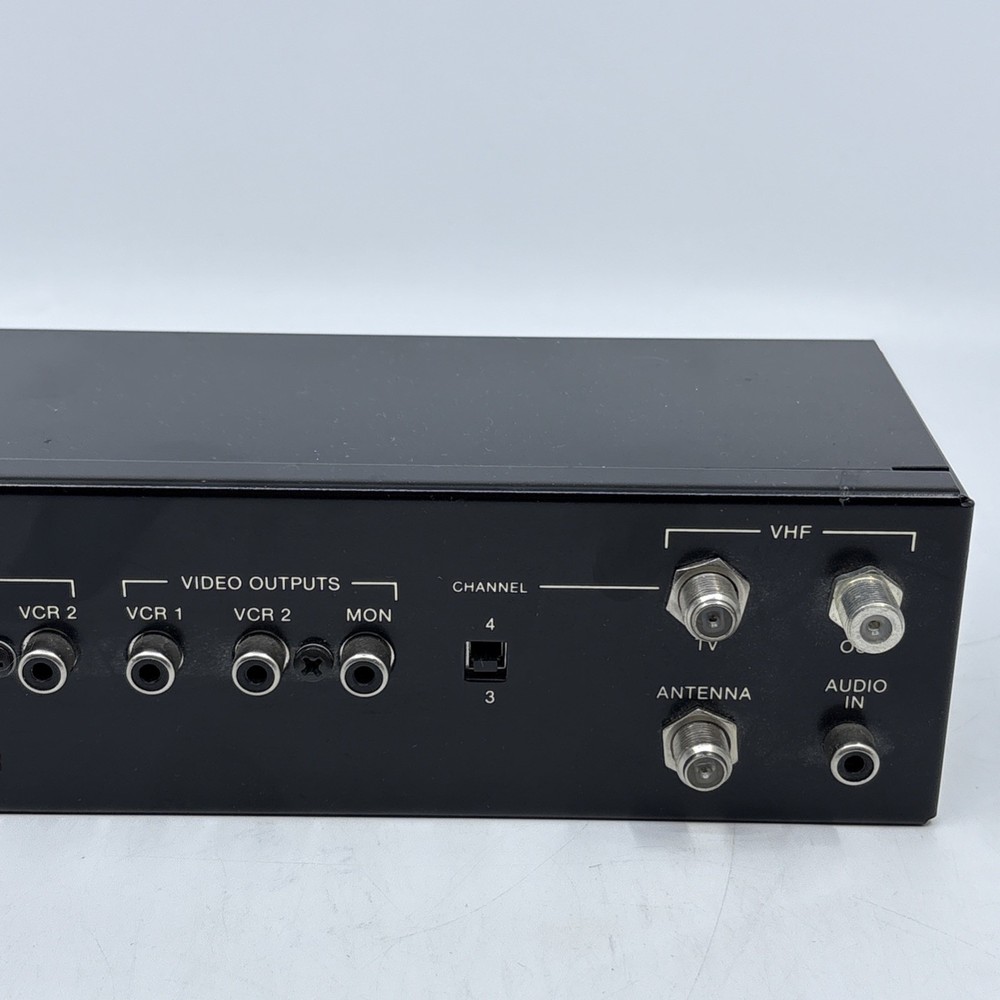McIntosh MVS-1 Video Selector Control Center *Untested*