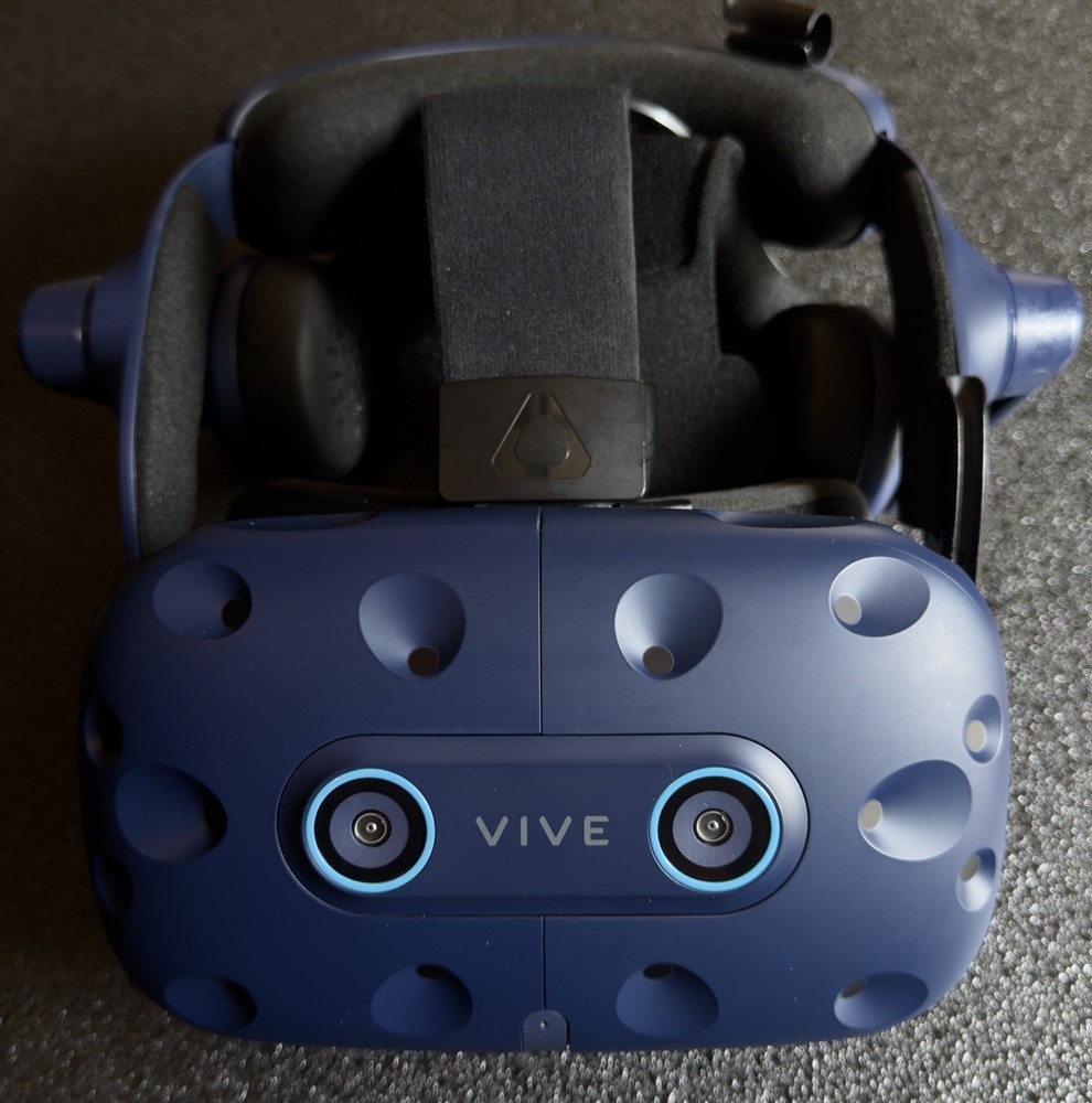 HTC Vive Pro EYE VR Headset Only Virtual Reality System Great Condition