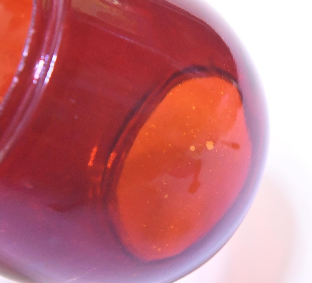 VINTAGE UNMARKED RUBY RED REPLACEMENT LANTERN GLOBE LENS