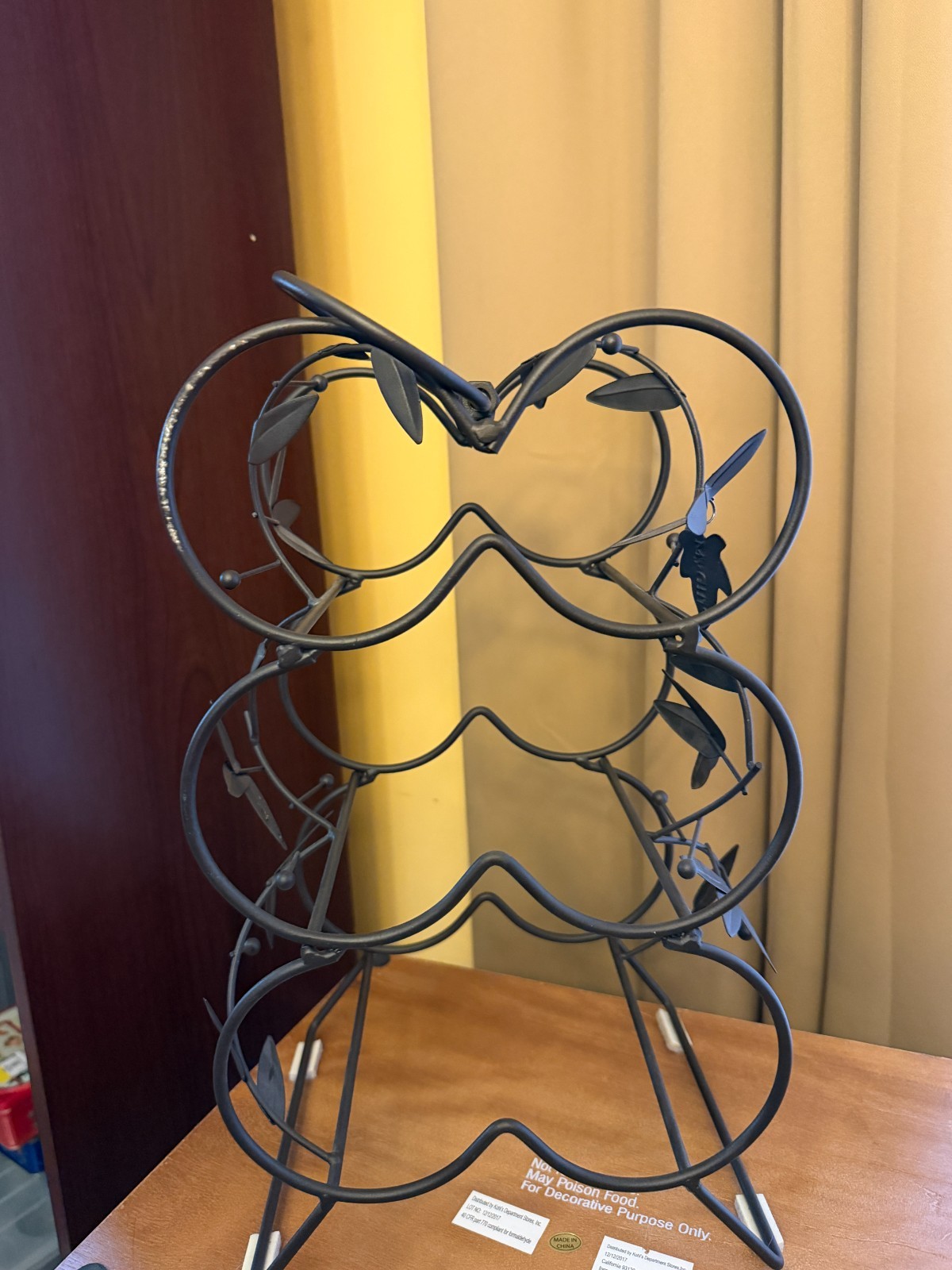 "My Gift" 6 bottle metal wine rack in brown