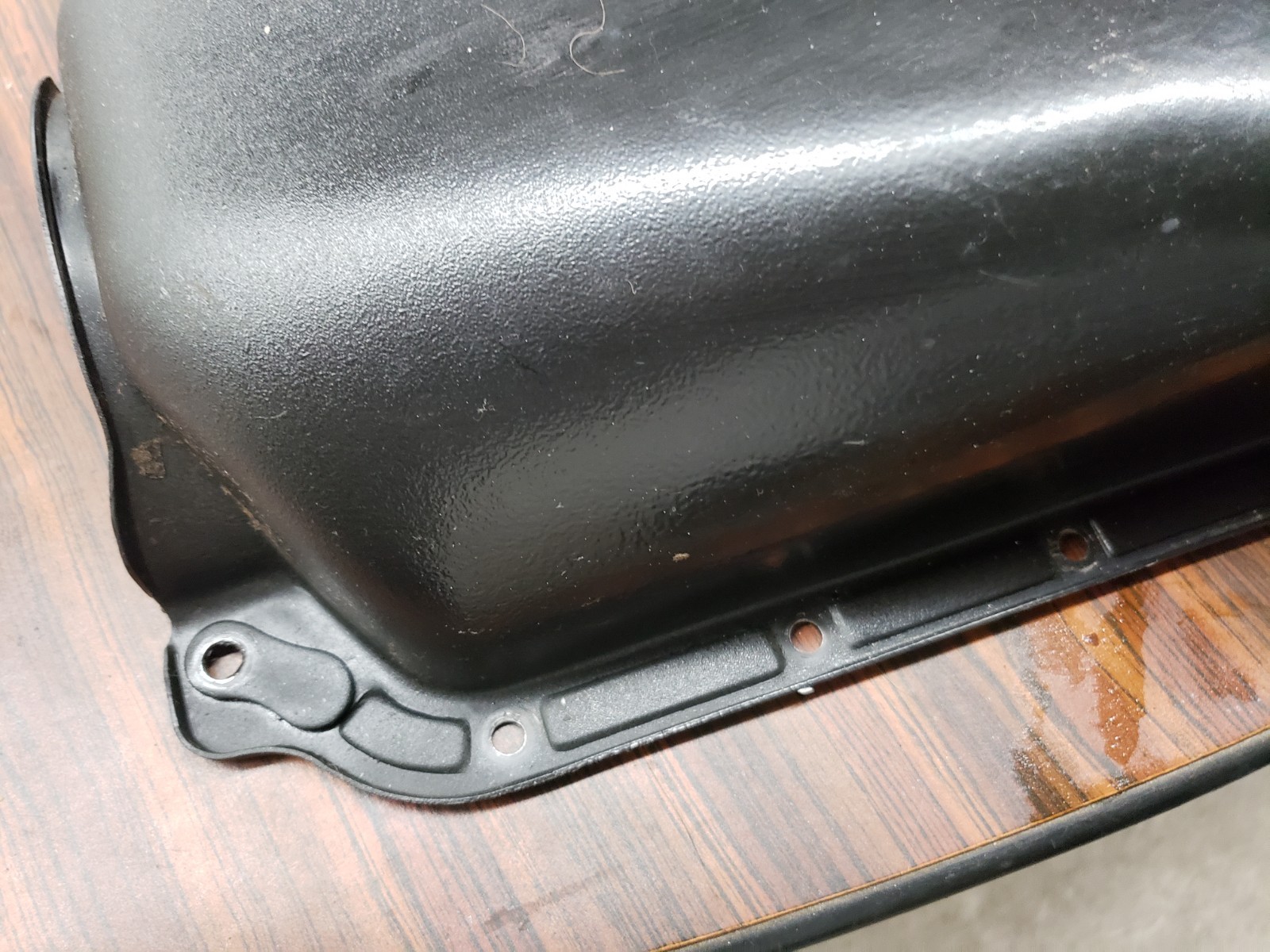 MerCruiser 810845 Marine Engine Oil Pan 3.0L Volvo Penta 3857863