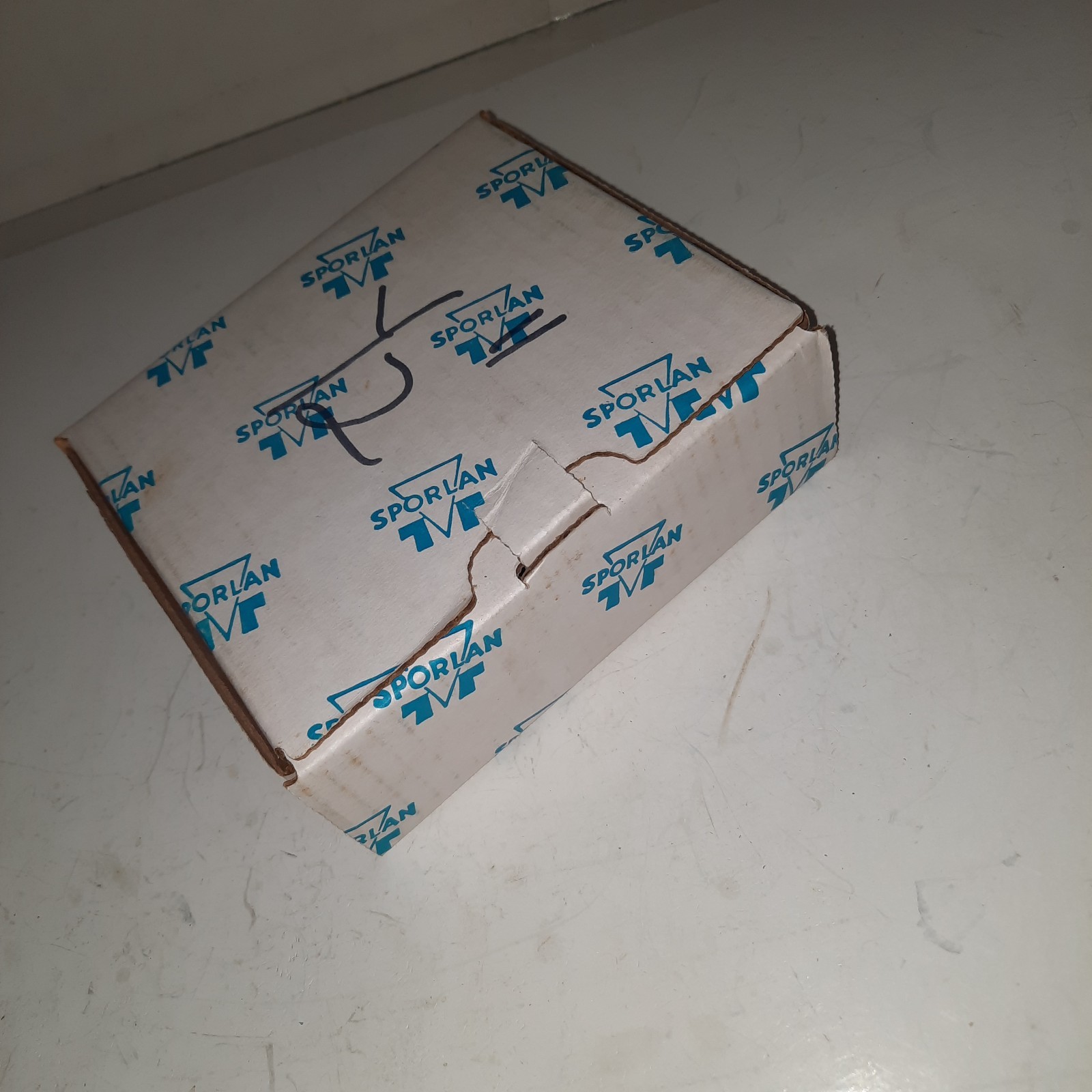 SOLENOID VALVE E6S140 1/2" ODF less coil