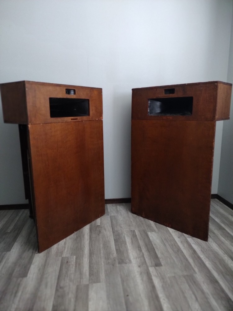 klipsch corner horn speakers