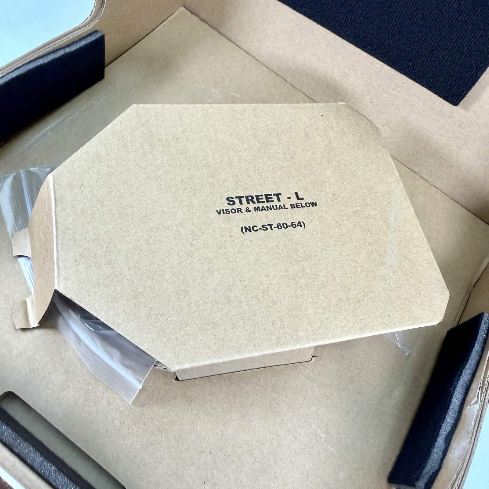 Nutcase Street - Large - MIPS Helmet - Octoblossom - 23.5”-25” - New w/ Tags