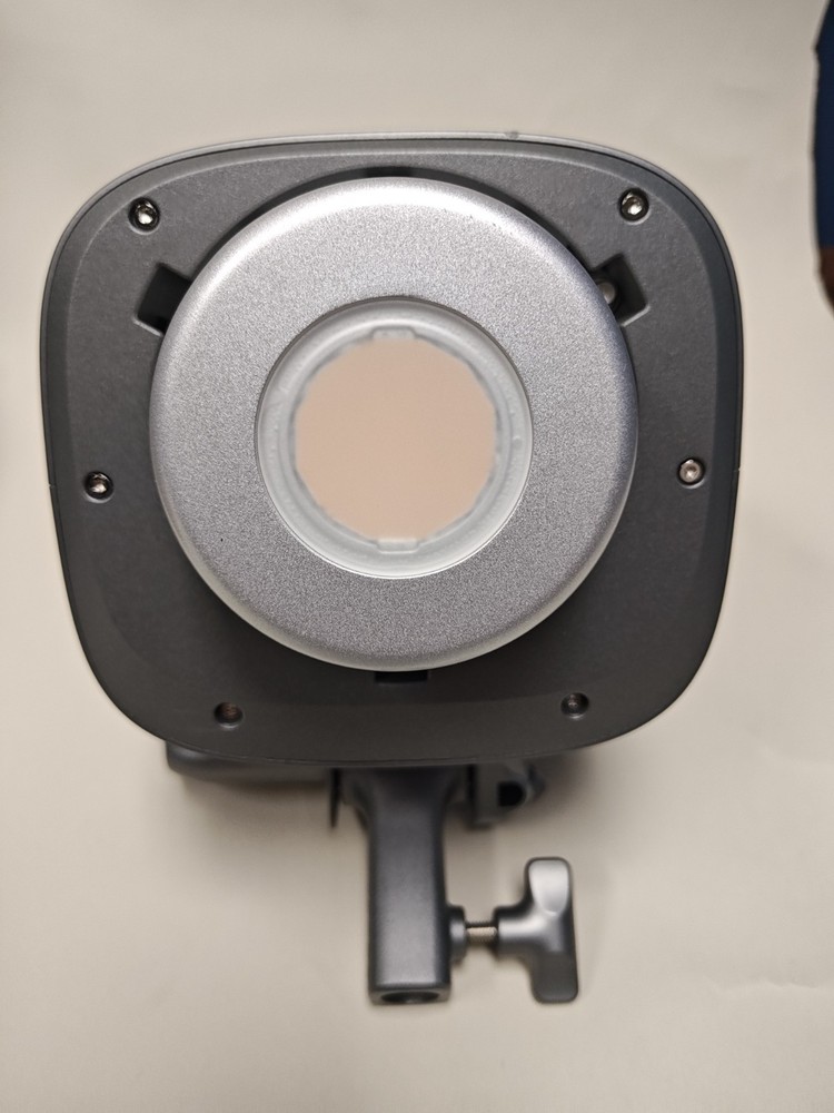 amaran 150c RGB LED Monolight with Case