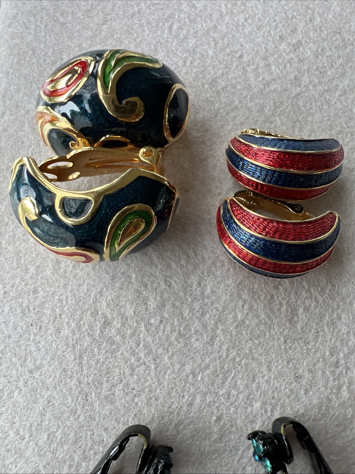 Vintage HIGH END COSTUME EARRING LOT - 13 Pair - Boucher, Trifari, Juliana +++!