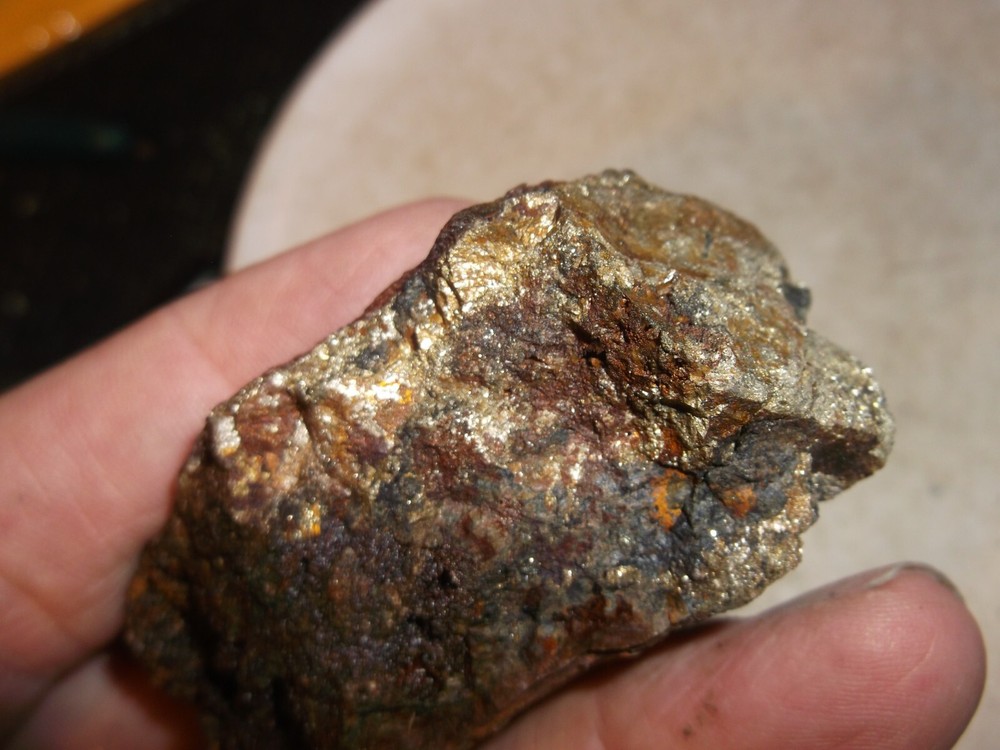 Gold, silver, copper, 121 grams samples ,ore high grade .