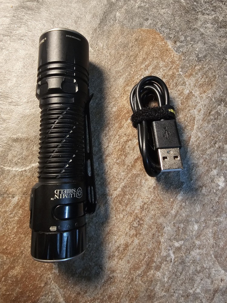 EDC35 Nitecore 5000 Lumen Rechargeable EDC Flashlight With Accessories