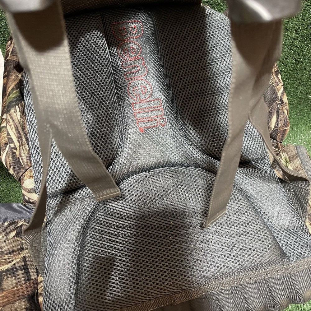 Benelli Ducker Backpack Blind Bag Bottomland Camo 94035