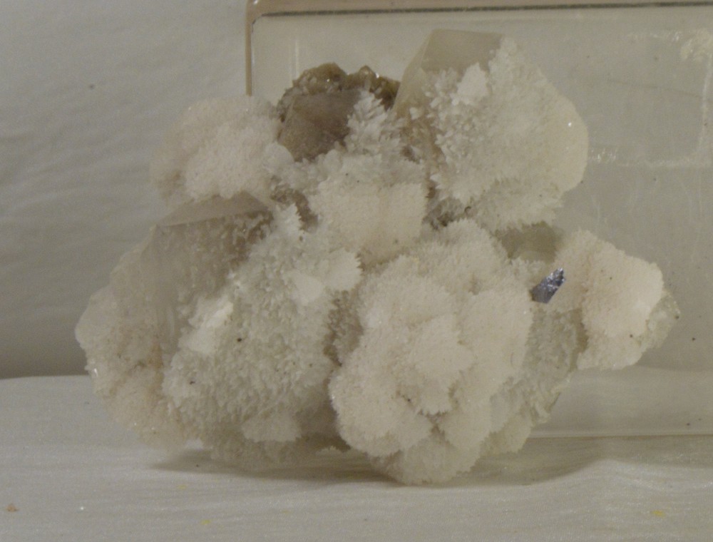 #3502 Calcite on Quartz - Mexico