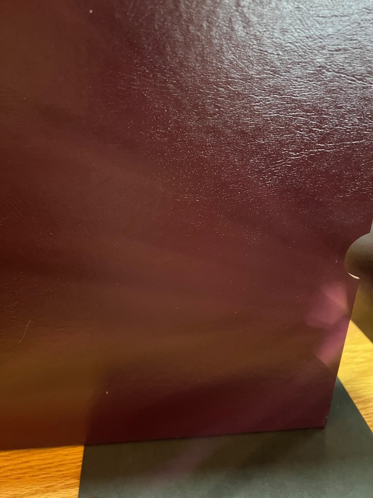 ***NEW *** 3” Maroon Minkus Binder & Slip Case, see pictures