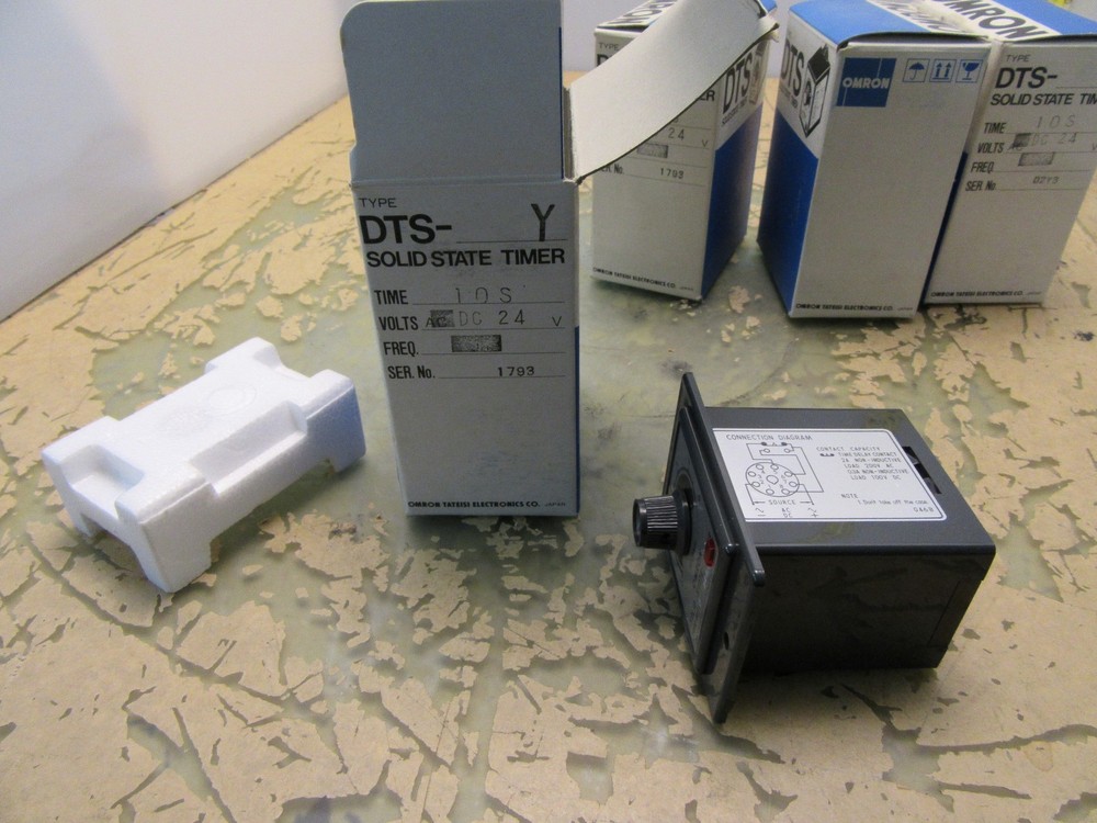 Omron DTS-Y solid state timer 10S 24VDC [2*V-13]