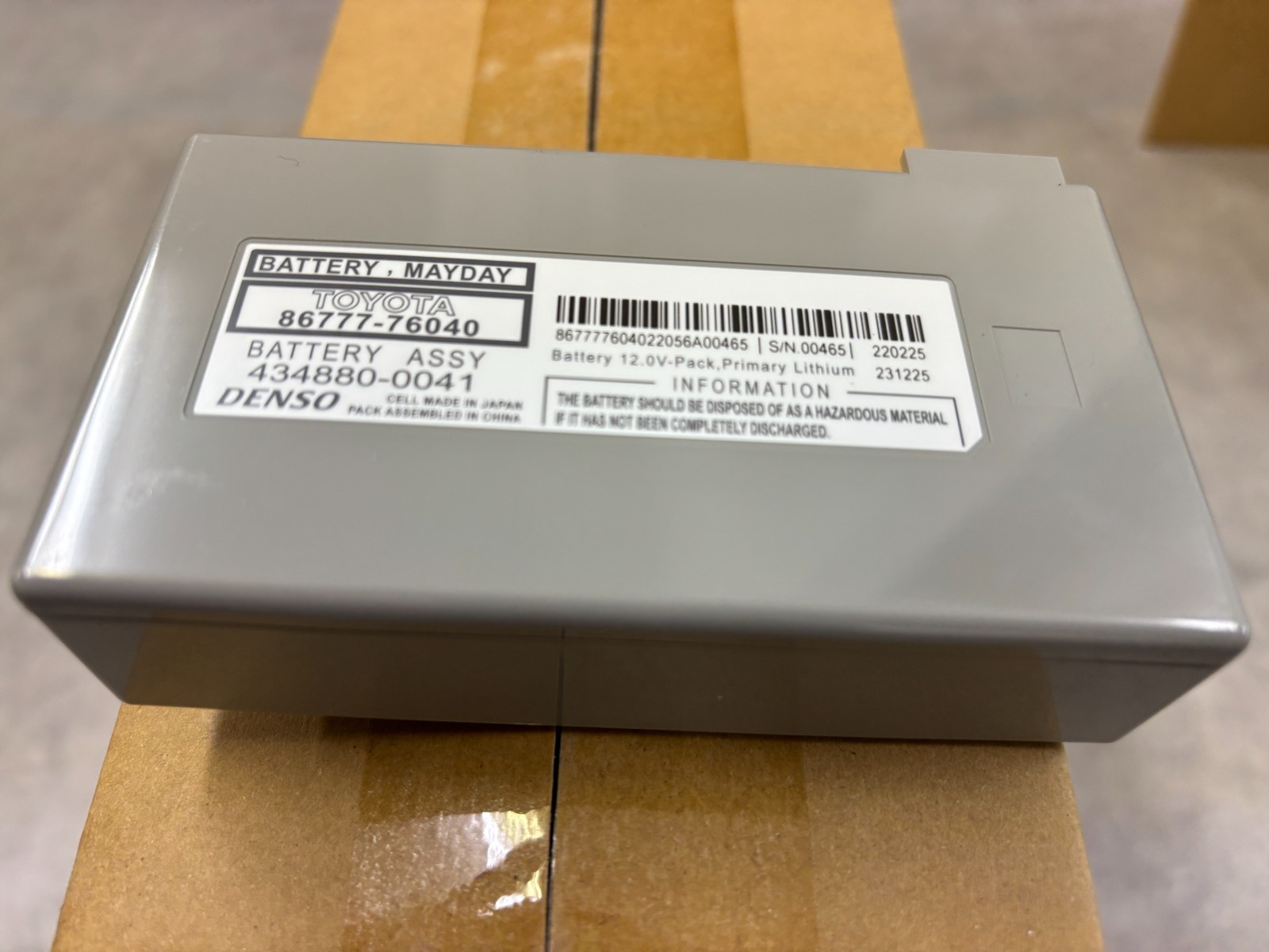 TOYOTA Genuine OEM Battery Mayday Safety Module 4Runner Camry Avalon 86777-76040