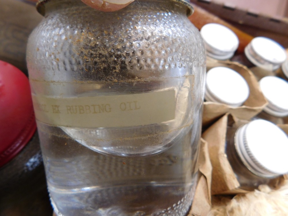 Vintage Art Woodworking Tool Box Kit