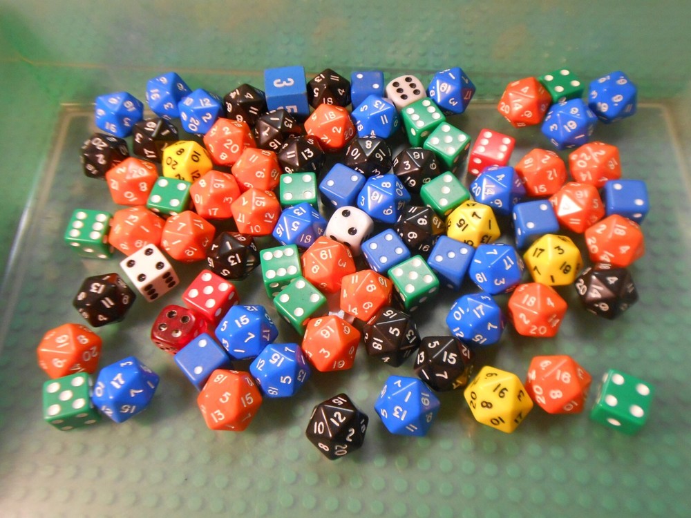 Lot Eighty (80) Magic Gathering AD&D Dungeons & Dragons D20 D6 Role Playing Dice