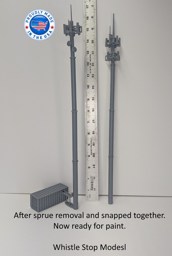 HO-Scale Cell Towers (2)