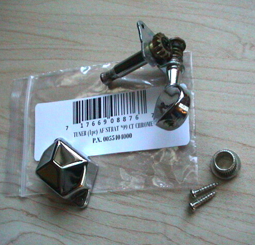 FENDER TUNER (1PC) AFFINITY STRAT '99 CT CHROME W/HARDWARE 005-5404-000 (1pc)