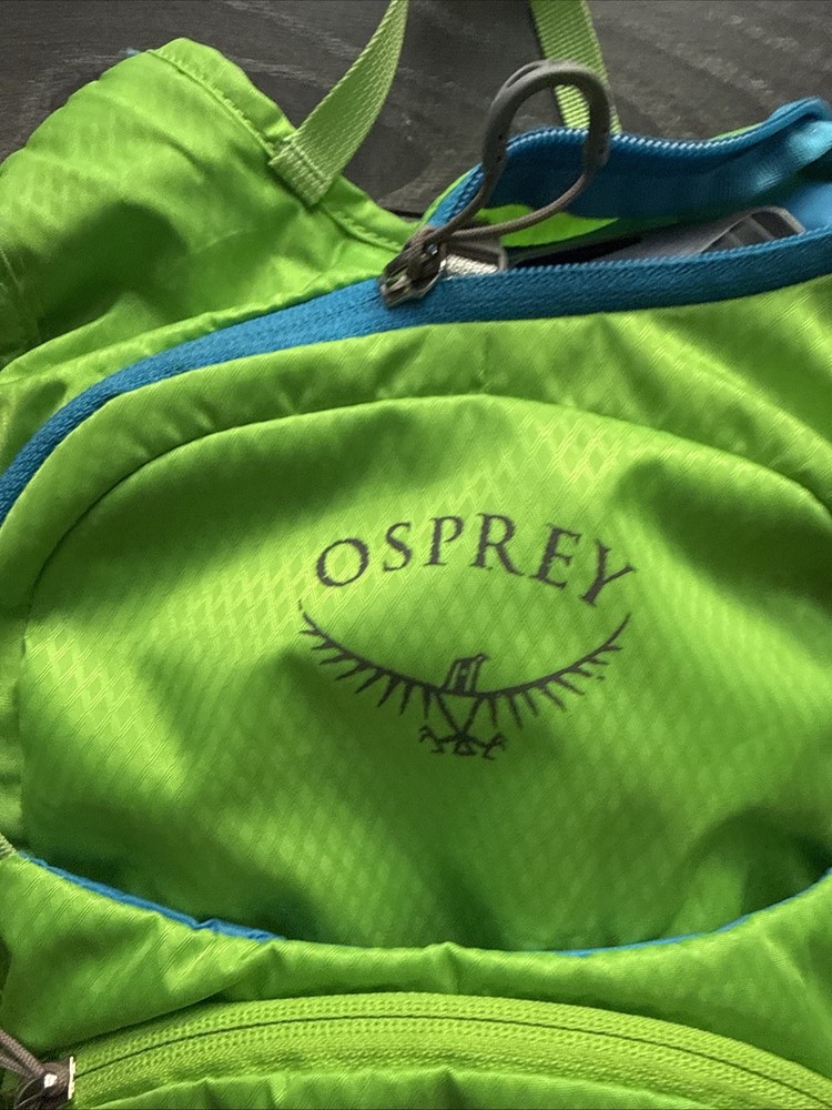 Osprey Moki Green With Water Bladder Green Hydration Backpack
