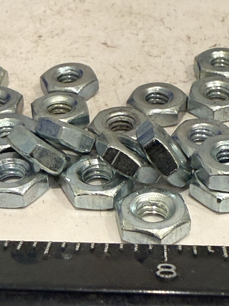 New Qty (100) 8-32 Zinc Plated Hex Nuts