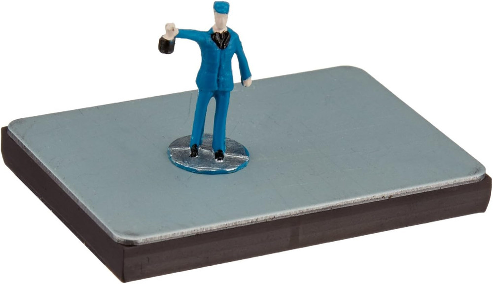 Trains - MAGNET with BRAKEMAN (1/Card) - HO Scale
