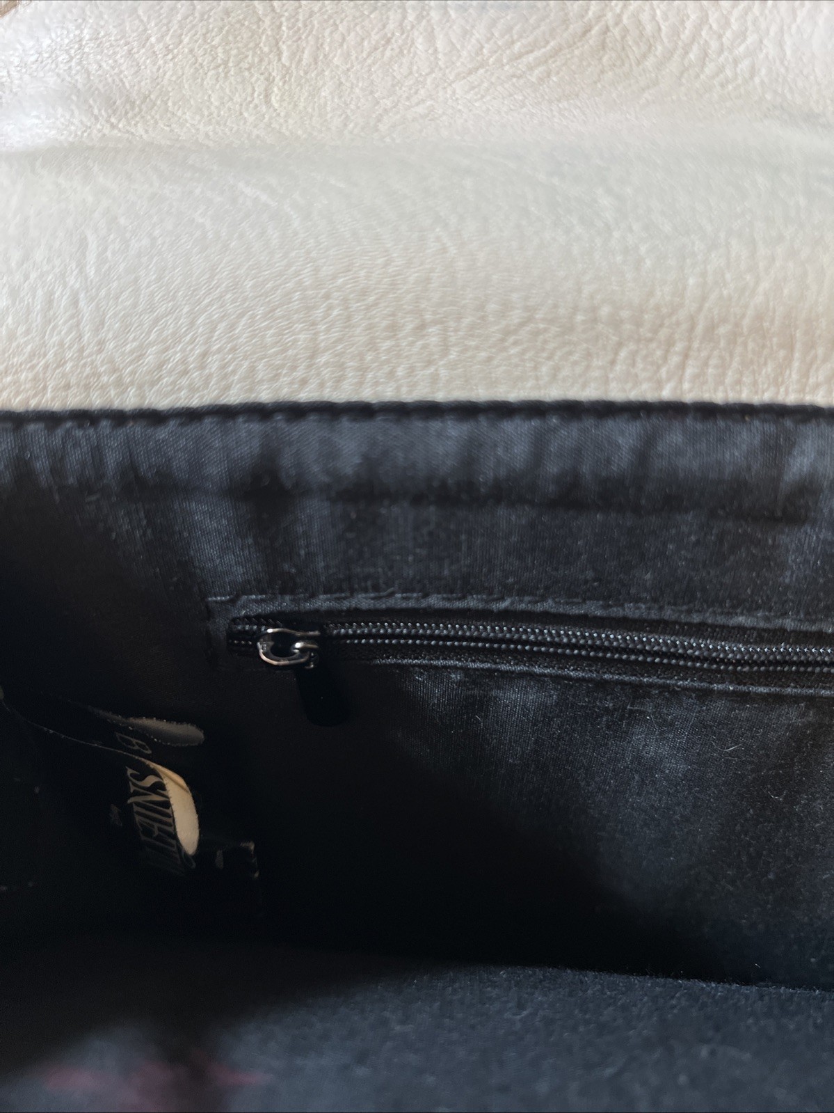 Awesome Disney Villians Evil Queen Unfairest Of Them All Spellbook Bag Bioworld