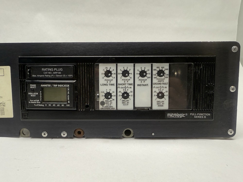 SQUARE D MICROLOGIC TRIP UNIT 3000A ARP100 PLUG TMA