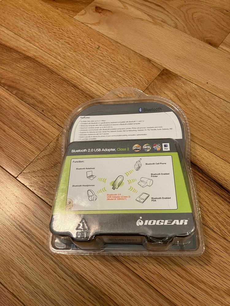 IOGEAR Bluetooth 2.0 USB Adapter CLASS 2, PC & MAC - NEW