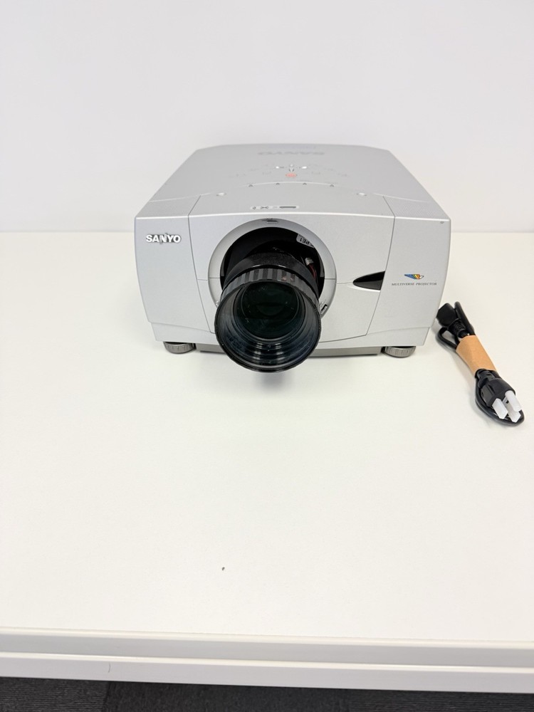 Sanyo Projector Pro XtraX Multiverse Model # PLC-XP46L W/ Lens Tested