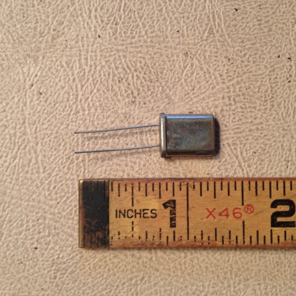 Quartz Crystal 7.3728 Mc, NOS