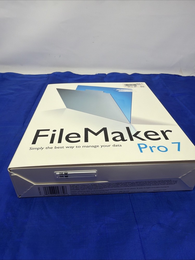 FileMaker Pro 7 Software for Mac CD-ROM Complete with Box & Manuals