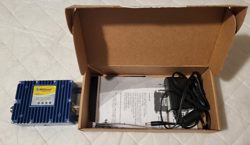 Wilson Electronics 801365 In-Building Wireless Cellular 65 dB Amplifier (NOS)