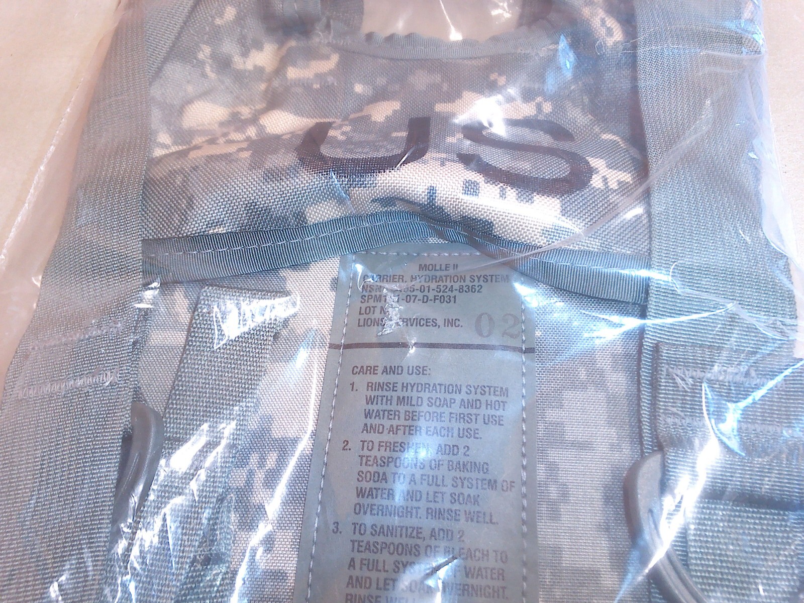 US Military Issue Army ACU UCP Camouflage Camelbak Hydration System Carrier Pack