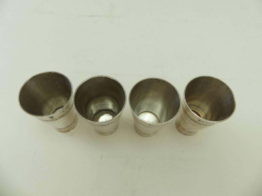 (ref288AV) 4 Matching Bonzer Tot Measurers