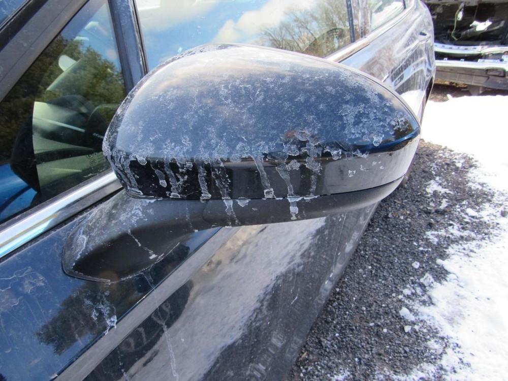 FUSION 2020 Glove Box 1022907