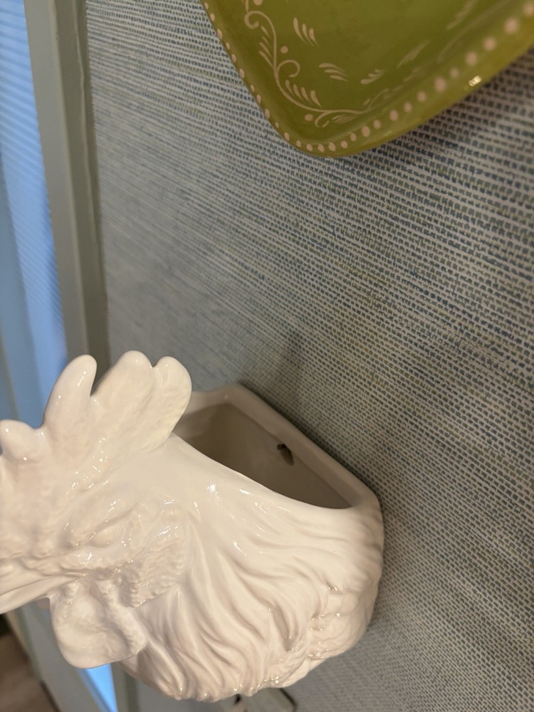 Rooster Head Wall Pocket