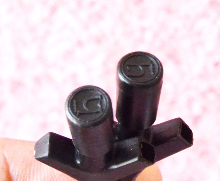 5 DLI Engineering EZ Hooks.