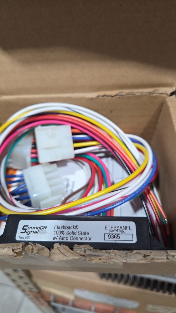 SoundOff ETFBSANFL Flashback Alternating Taillight Flasher Solid State Harness