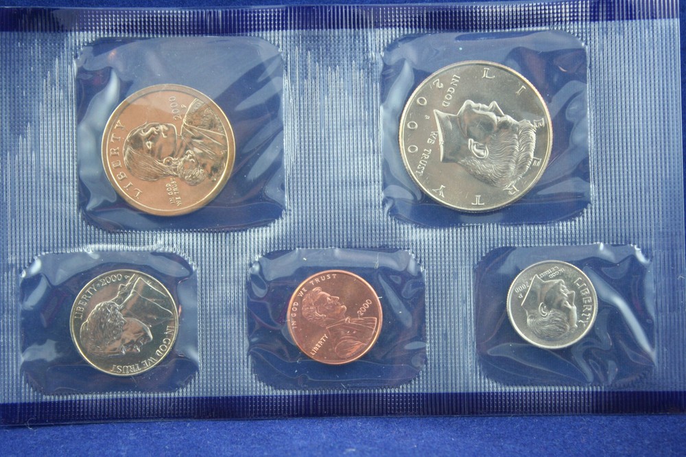 2000 P & D Uncirculated Mint Set 20 Coins