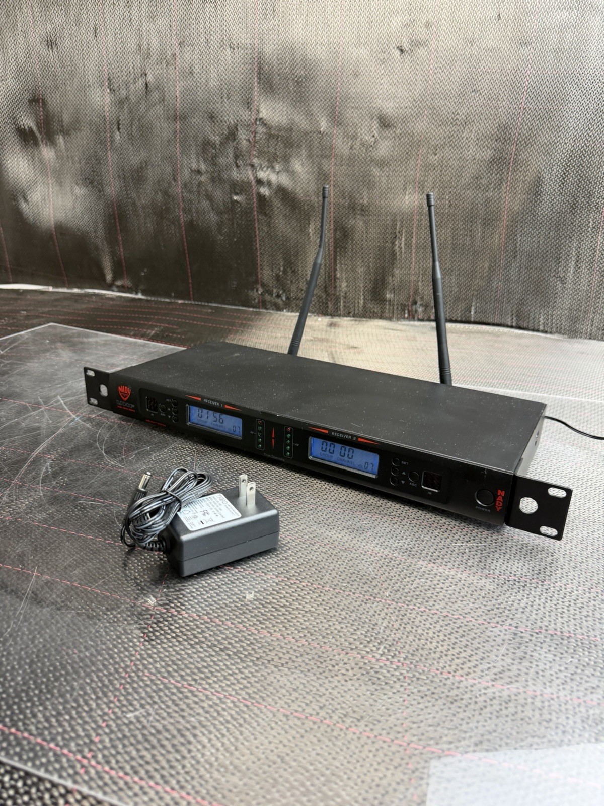 Nady 2W-1KU *Receiver Only* 1,000-Channel Dual UHF Ships Fast VGC!