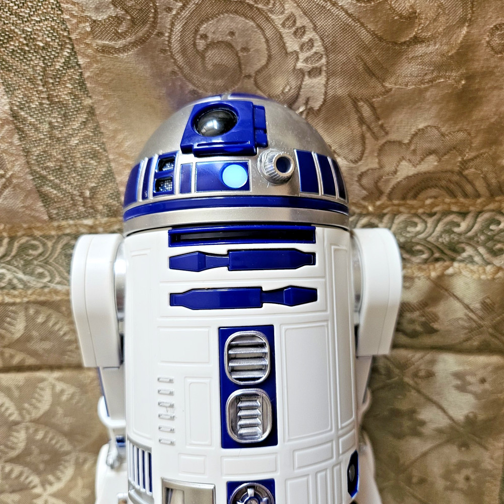 Sphero Star Wars R2-D2 App-Enabled Remote Control Droid Robot Toy