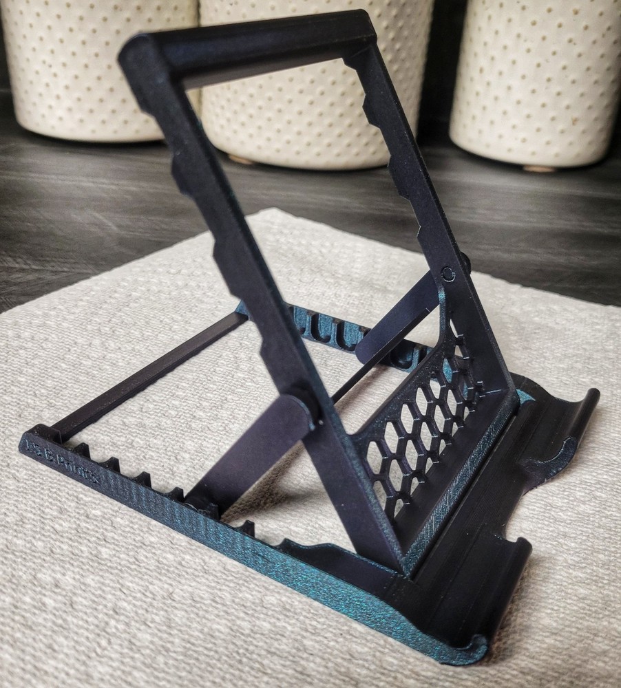 3D Printed Universal Tablet Holder - Unique Texture Stand for All Tablet Models