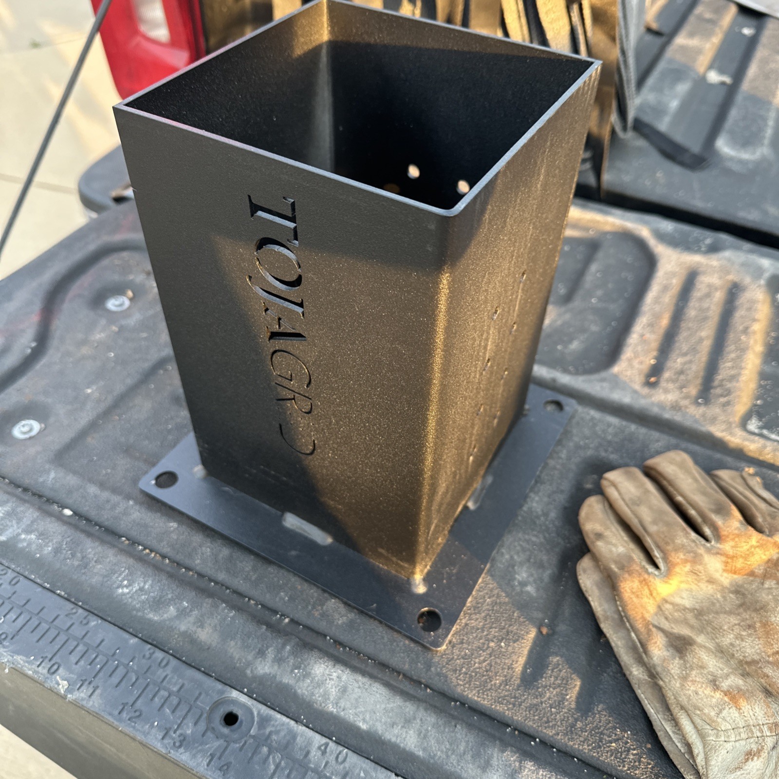 G031014MB1 TOJA GRID SOLO 6 Inch X 6 Inch 4 pack Base Post Bracket 6”x6” Wood