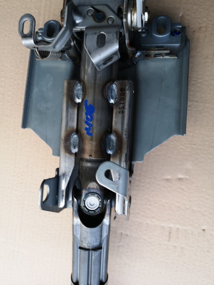 MITSUBISHI OUTLANDER 2.2 DiD 2011 STEERING COLUMN