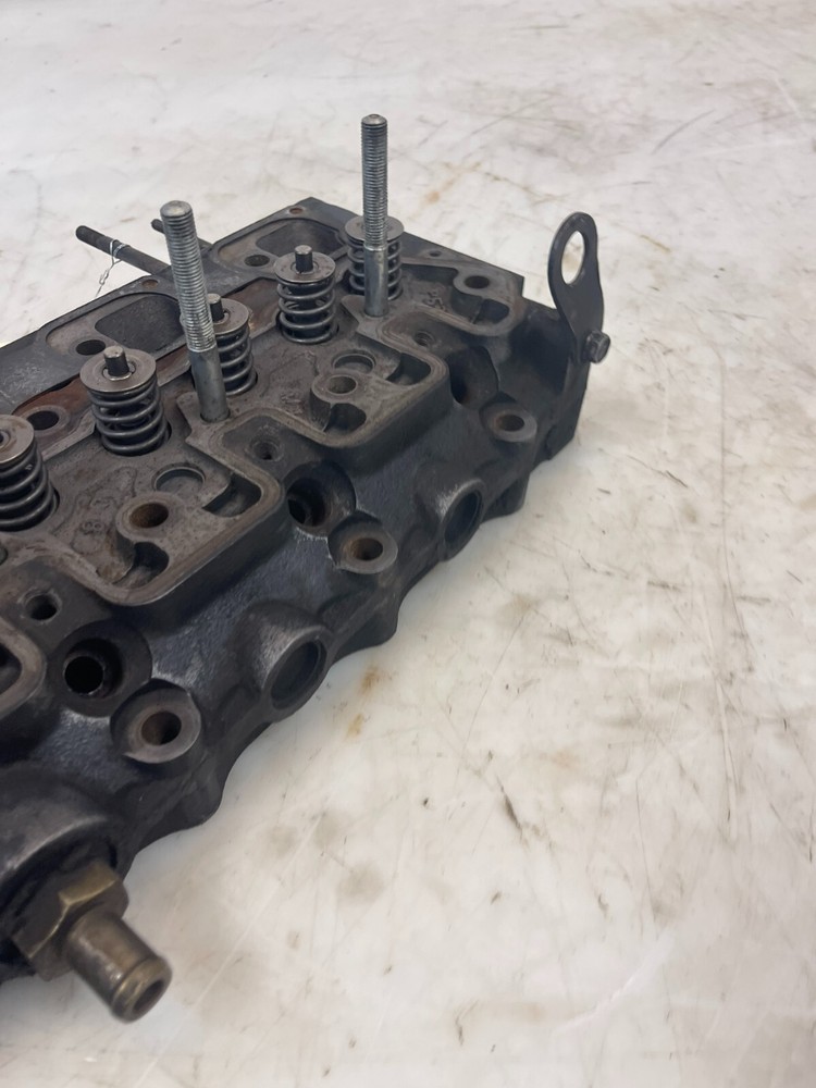 2005 Case 420 Skid Steer Loader Cylinder Head